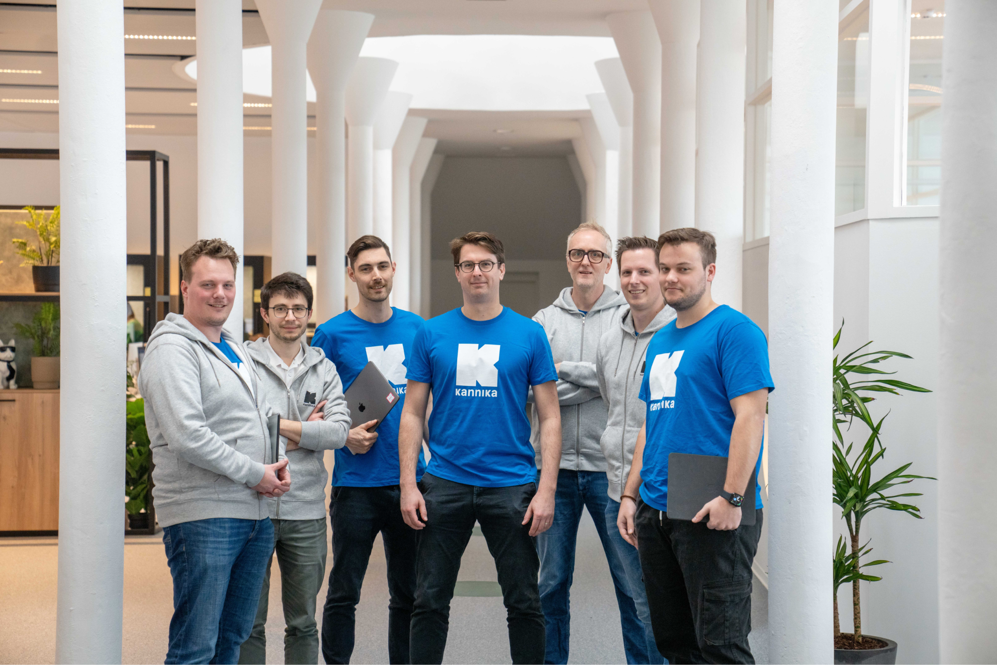 The Kannika Team Photo